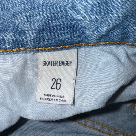 BDG Urban Outfitters Wide Leg Jeans Rips Daisy Patches Skater Baggy 26 - Picture 13 of 14